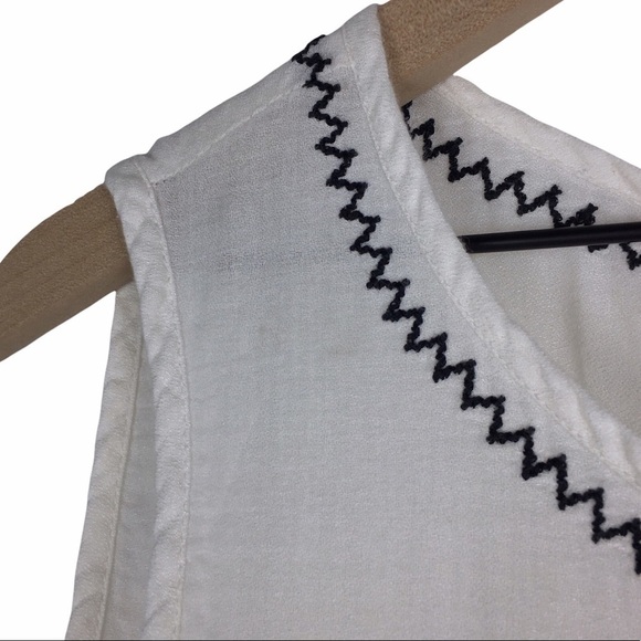 VELVET Graham & Spencer Top Peasant Tassel Sleeveless Boho Embroidered Size XS - Picture 7 of 11